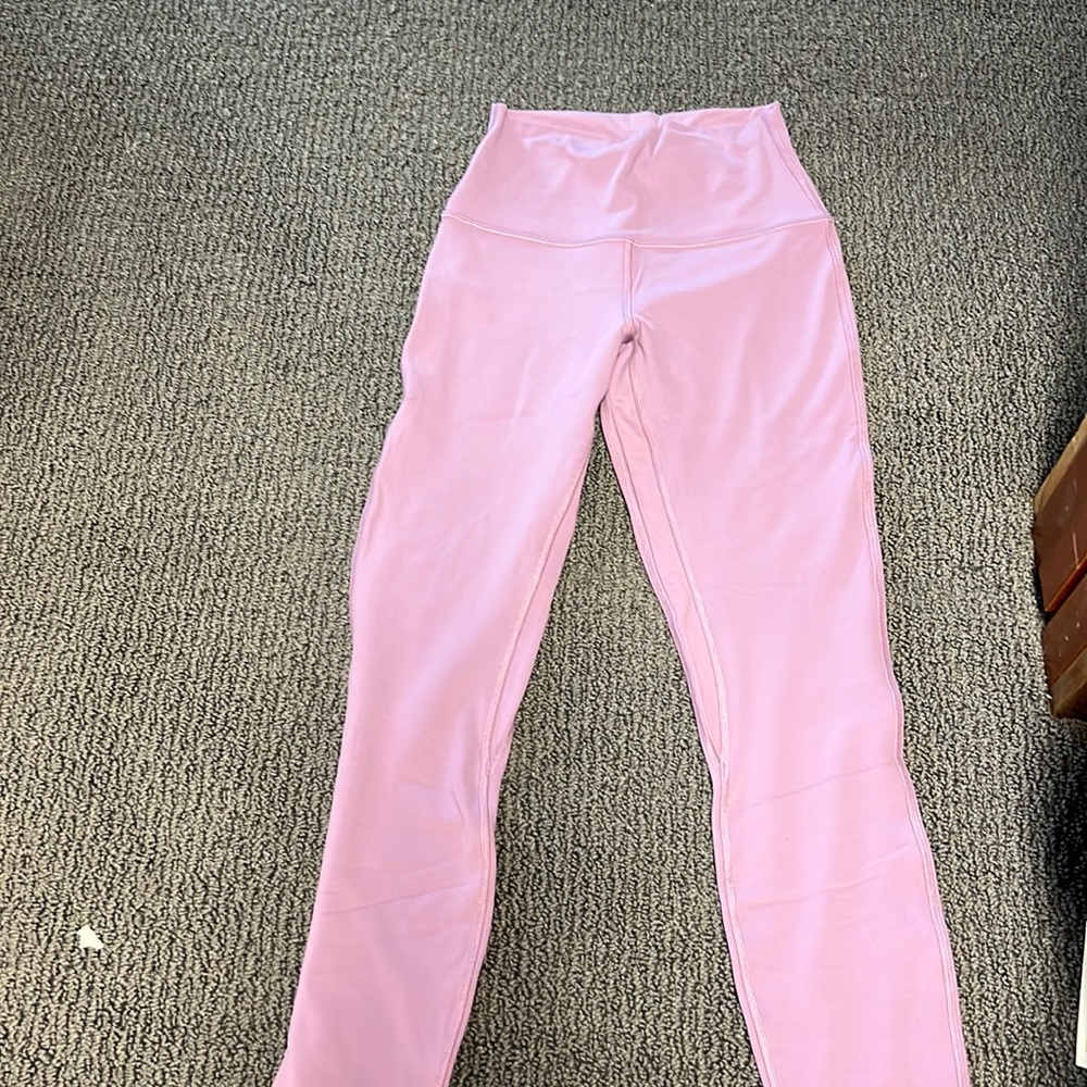 Lululemon align 25” wisteria purple size 4